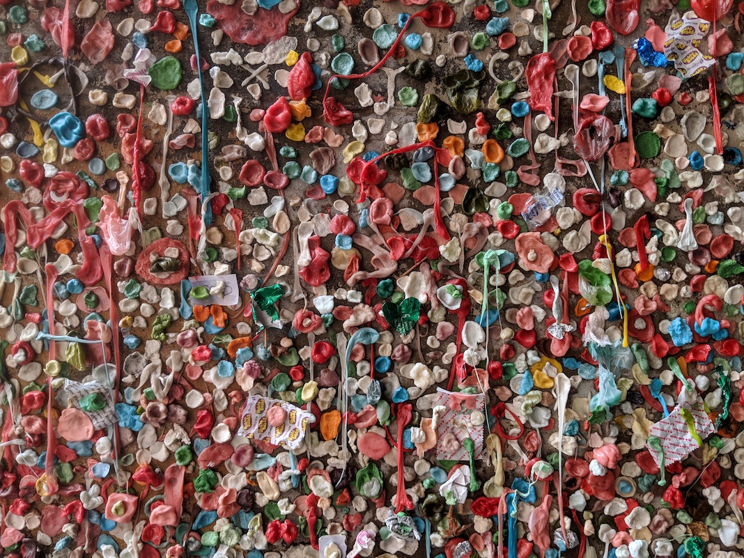 gum wall, seattle cool thing to see Seattle Gum Wall